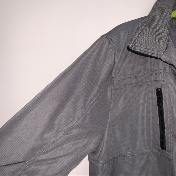 NWT Guess Men’s Grey Nylon Jacket with Pockets - Picture 4 of 12